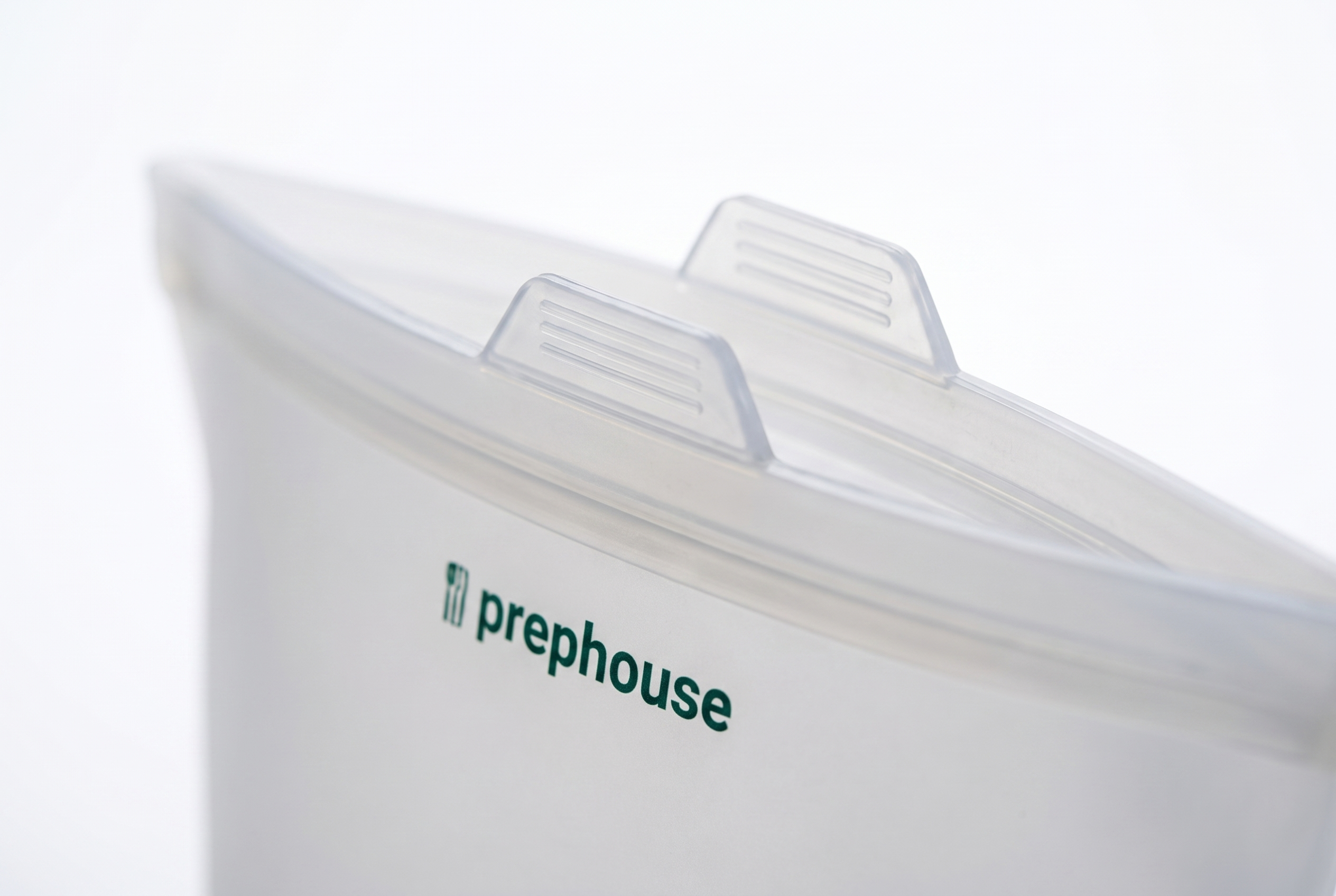 Pinch-seal closure detail — airtight pinch tab